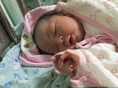 ��ϲ½����ϲ��һŮ